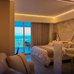 Suite balcon y vista-Piscina-Cerca aeropuerto