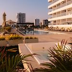 Suite balcon y vista-Piscina-Cerca aeropuerto